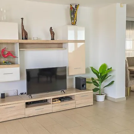 ヴィラ 5 Bedrooms アデヘ